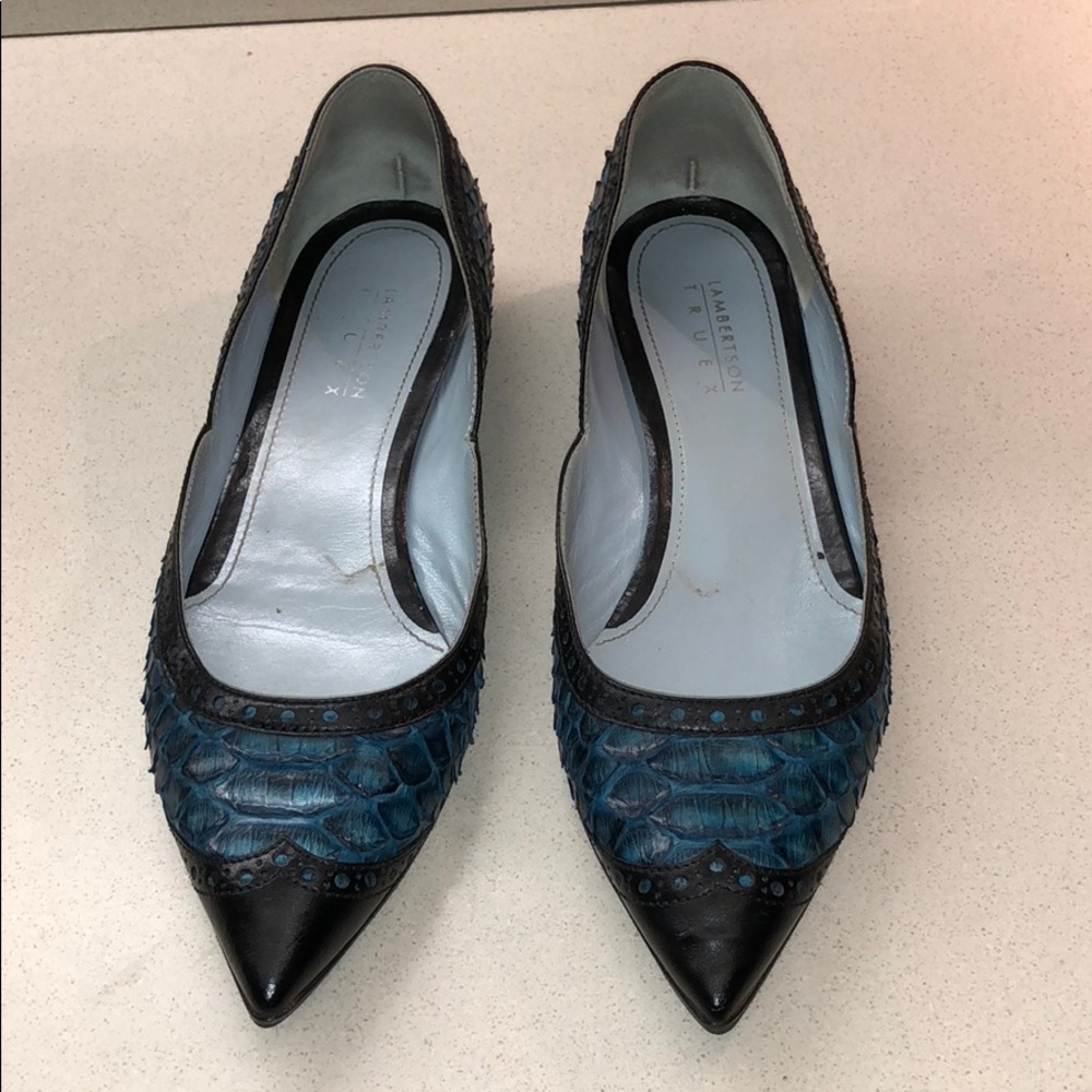 Lambertson Truex Genuine SnakeSkin DorsayFlats